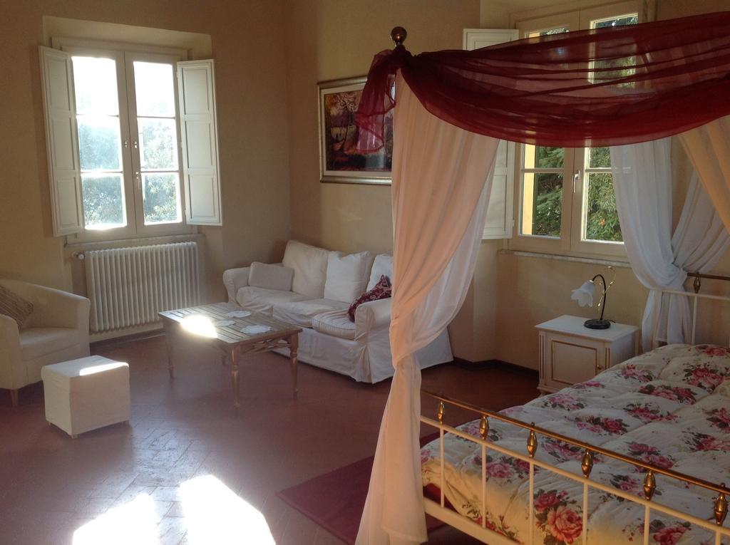 Villa Conti Fauglia Szoba fotó