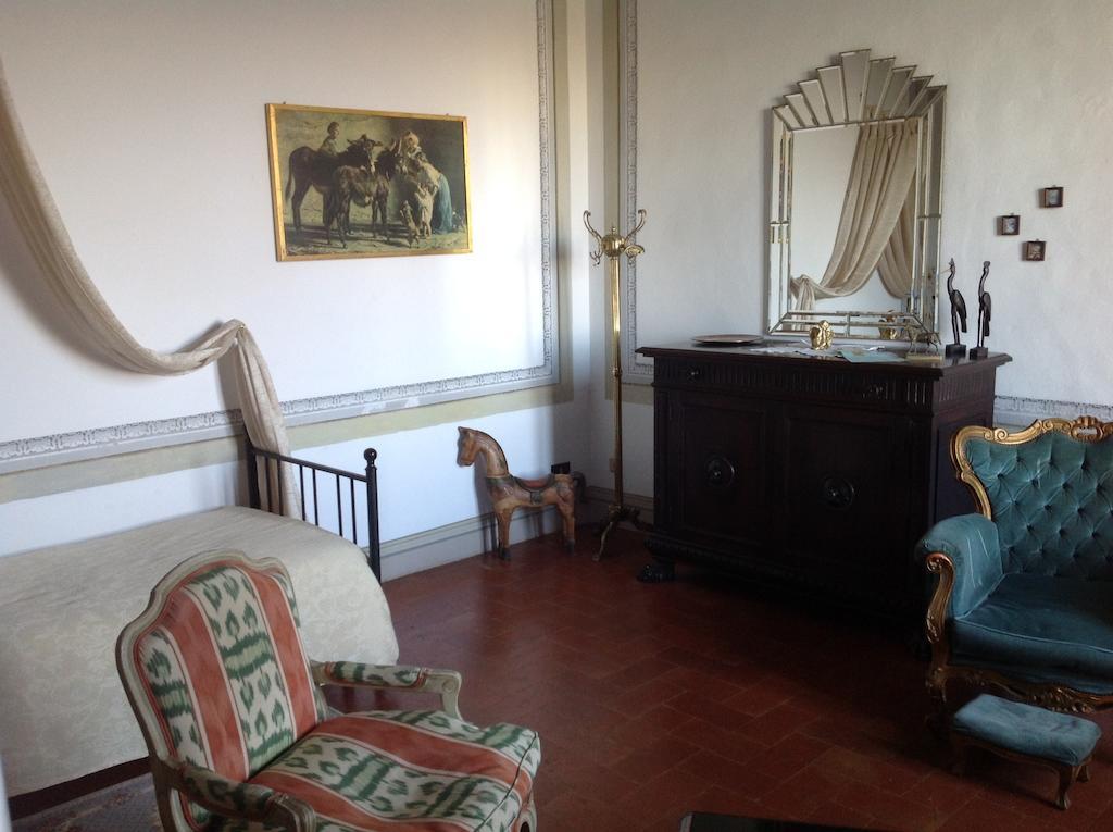 Villa Conti Fauglia Szoba fotó